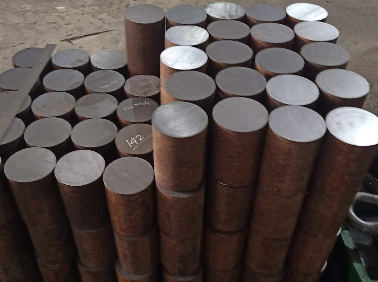 BẢNG QUY CÁCH THÉP TRÒN ĐẶC